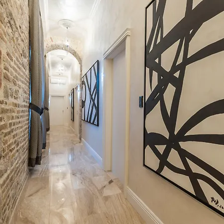 Palace - Design بيت ضيافة 4*