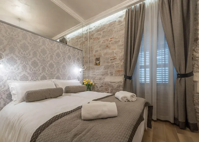 扎拉宫殿-设计旅馆 4*