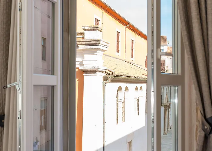 招待所 扎拉宫殿-设计旅馆 4*