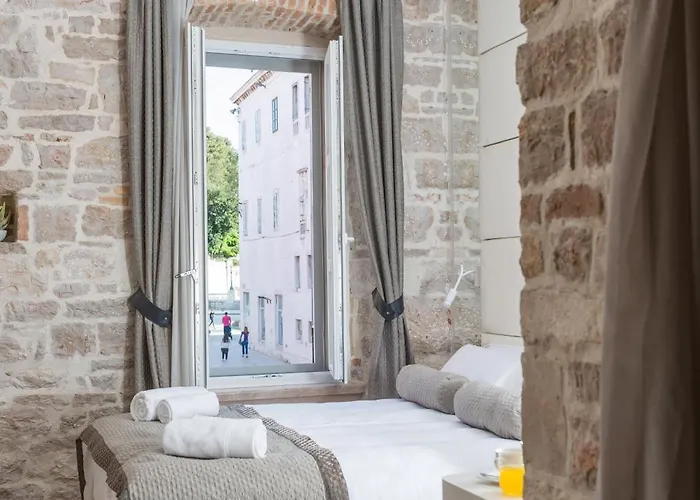 扎拉宫殿-设计旅馆 4* 扎达尔