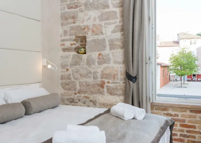 招待所 扎拉宫殿-设计旅馆