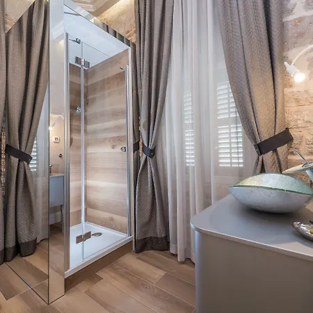 Palace - Design 4* Ζαντάρ