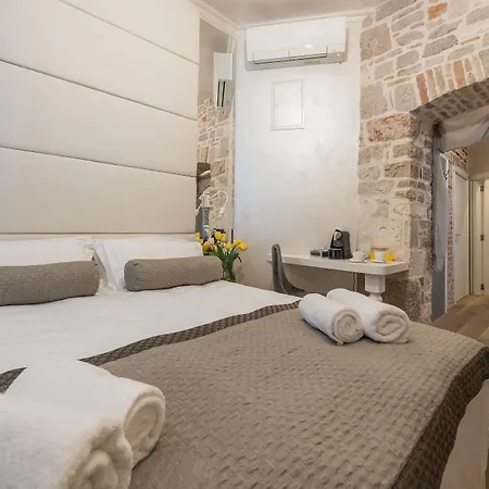 Palace - Design Guest house Zadar