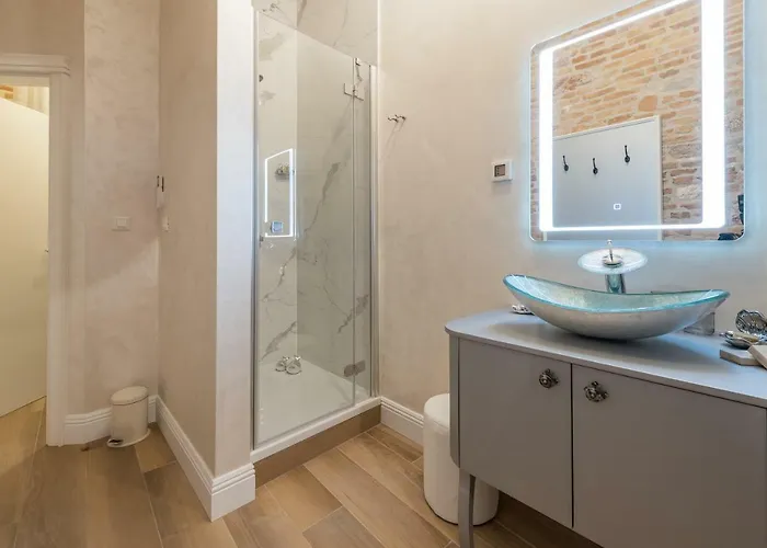 Pensión Palace - Design 4*