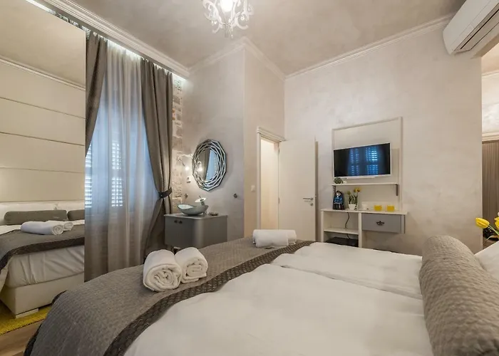 Palace - Design Guest house Zadar